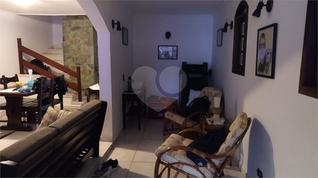 Sobrado à venda com 3 quartos, sendo 1 suíte, em Bosque da Saúde, São Paulo, SP