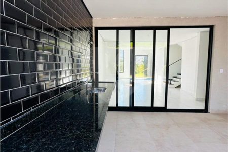 Casa à venda com 3 suítes no condomínio Buona Vitta I, Atibaia - SP