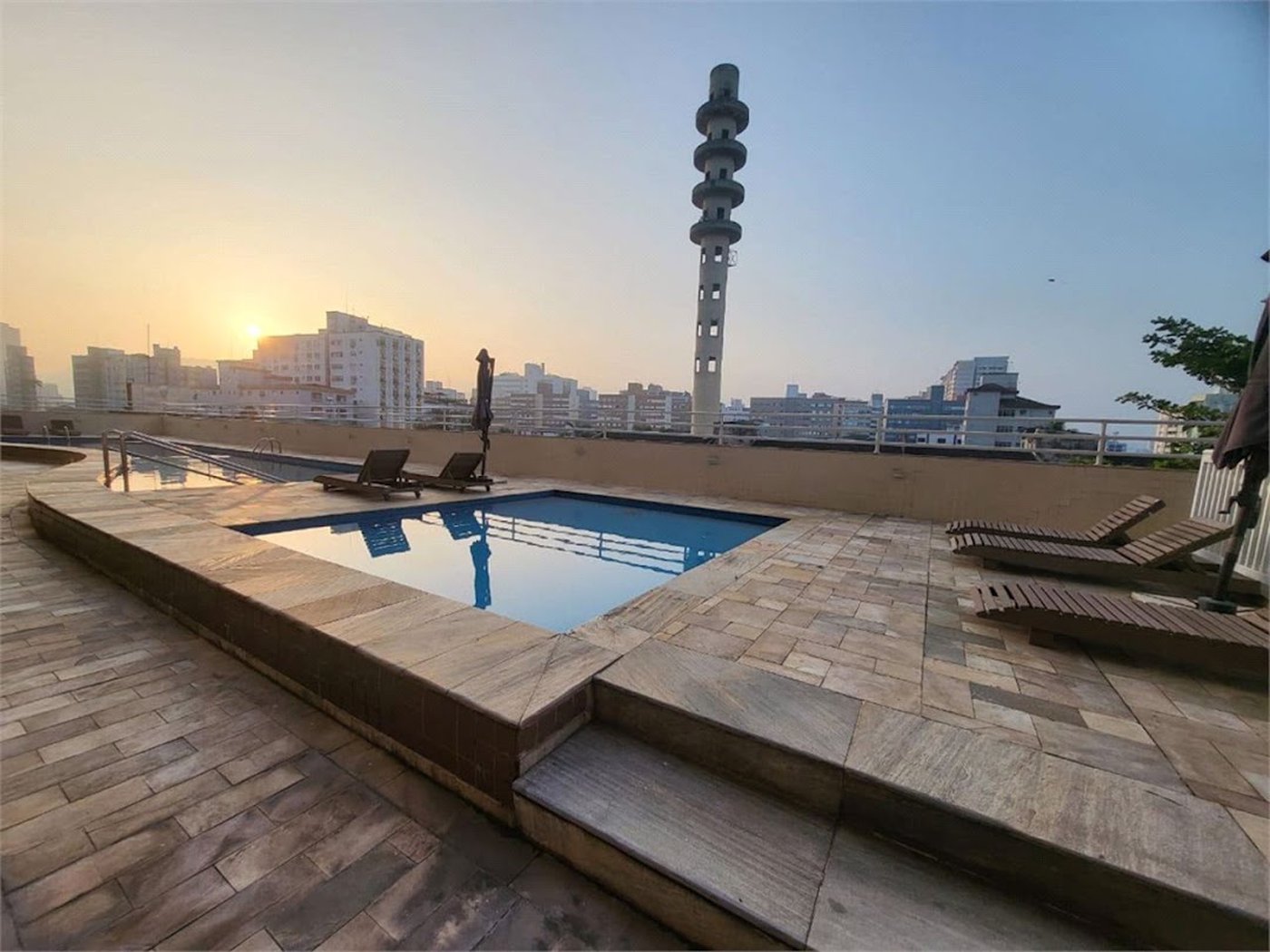 Apartamento Residencial à venda, Encruzilhada, Santos - AP1360.