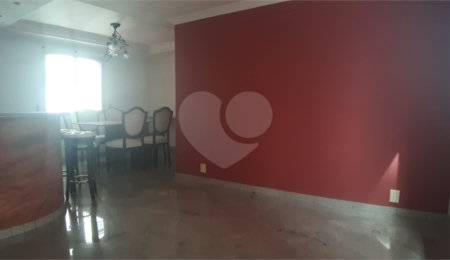 Apartamento à venda com 3 quartos, sendo 1 suíte,  em Pinheiros, São Paulo, SP