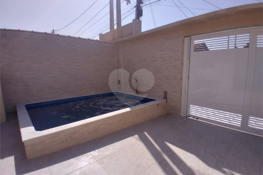 Casa Térrea à venda com 2 quartos, sendo 1 suíte, em Florida Mirim, Mongaguá, SP