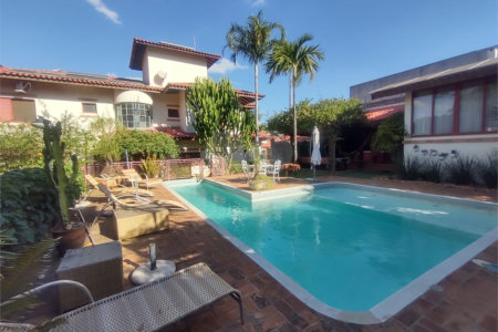 Casa à venda com 5 suítes no condomínio Residencial Terras de Vinhedo, Vinhedo - SP