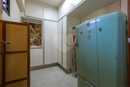 Apartamento à venda com 3 quartos, sendo 1 suíte, em Jardim das Bandeiras, São Paulo, SP