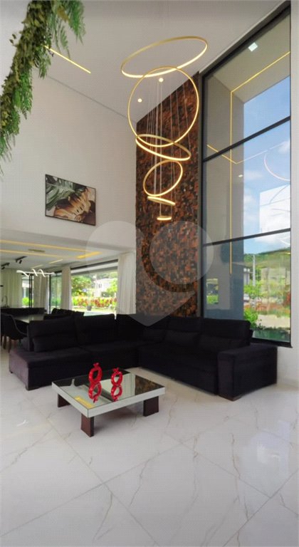 Casa à venda com 4 suítes no condomínio Figueira Garden, Atibaia - SP