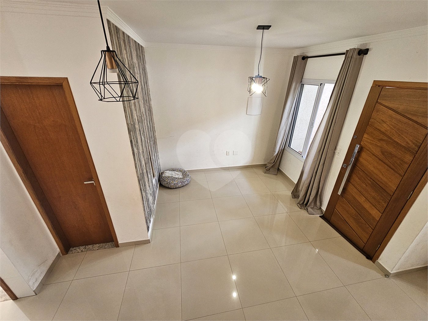Sobrado à venda com 3 quartos, sendo 1 suíte,  em Vila Nivi, São Paulo, SP