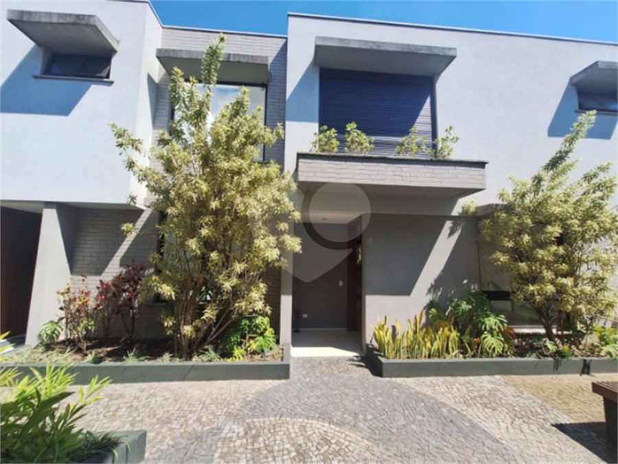 Casa à venda ou para alugar com 3 suítes no condomínio Boulevard Ibirapuera, São Paulo - SP