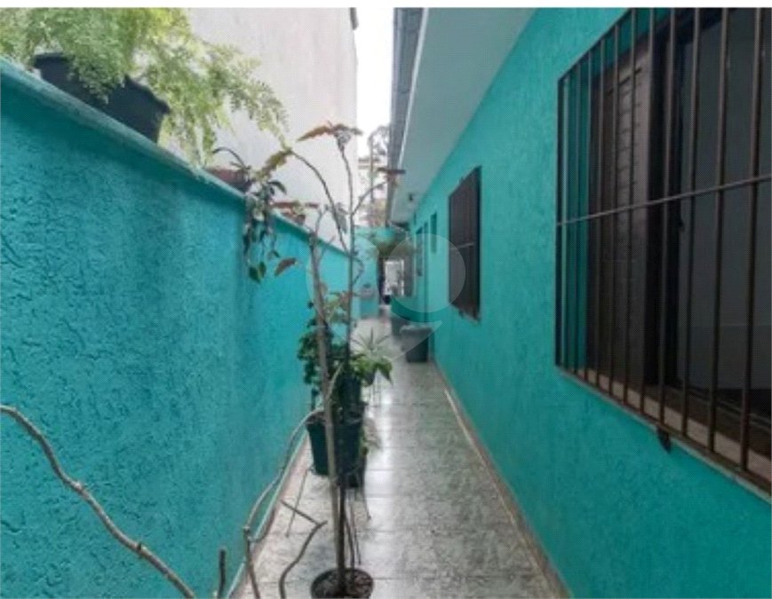 Casa Térrea à venda com 4 quartos, sendo 1 suíte,  em Vila Mazzei, São Paulo, SP