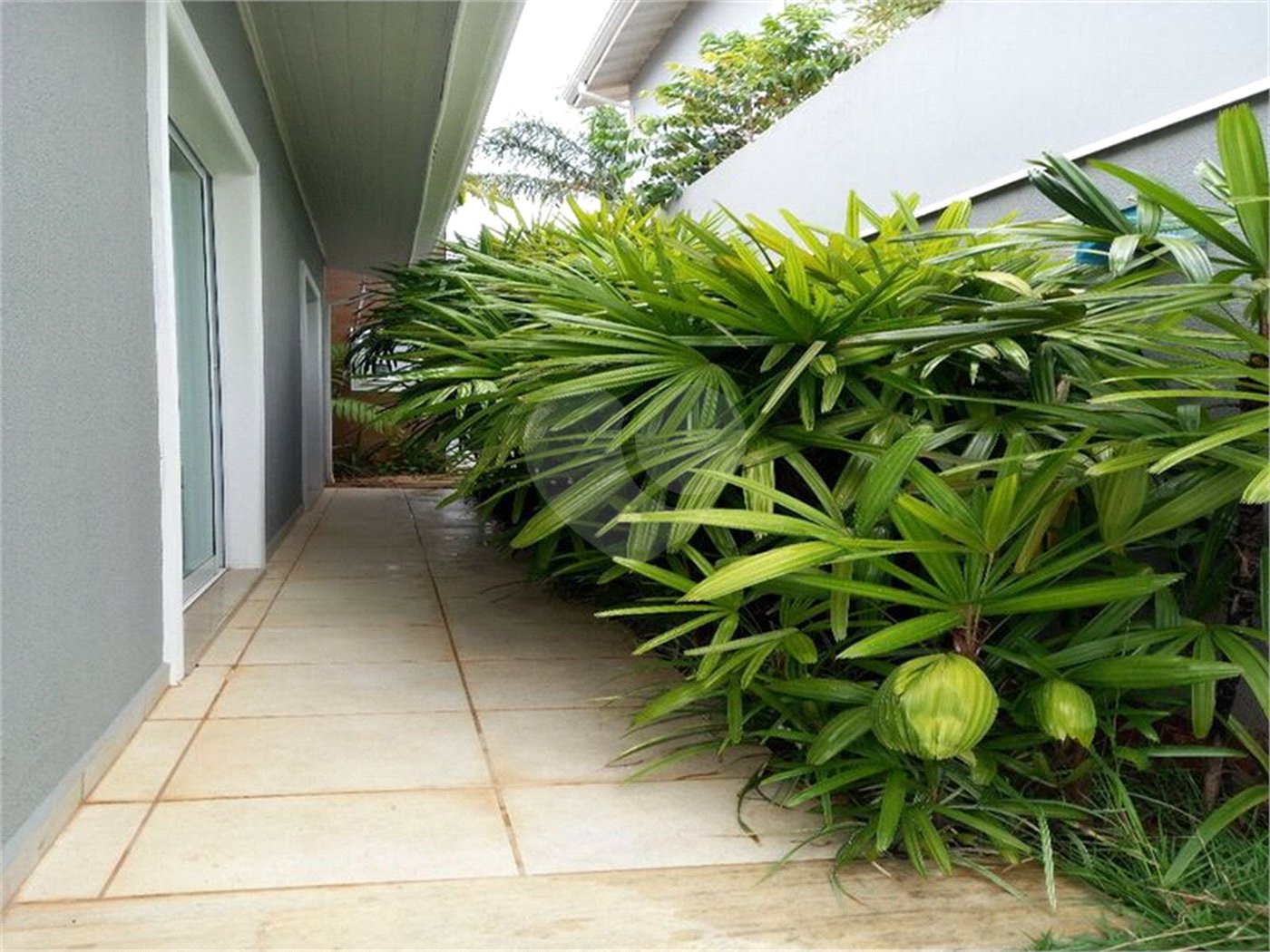 Casa à venda com 4 suítes no condomínio Residencial Santa Clara, Indaiatuba - SP