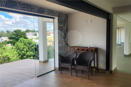 Casa à venda ou para alugar com 4 suítes no condomínio Residencial Delle Stelle, Louveira - SP