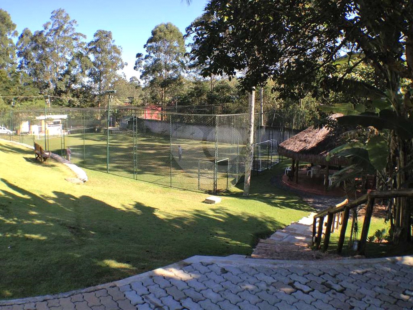 Casa à venda com 4 suítes no condomínio Parque das Artes, Embu das Artes - SP