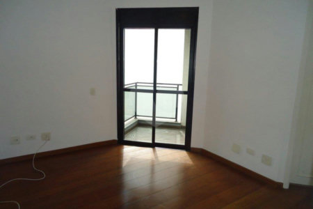 Apartamento à venda com 5 quartos, sendo 3 suítes, em Indianópolis, São Paulo, SP
