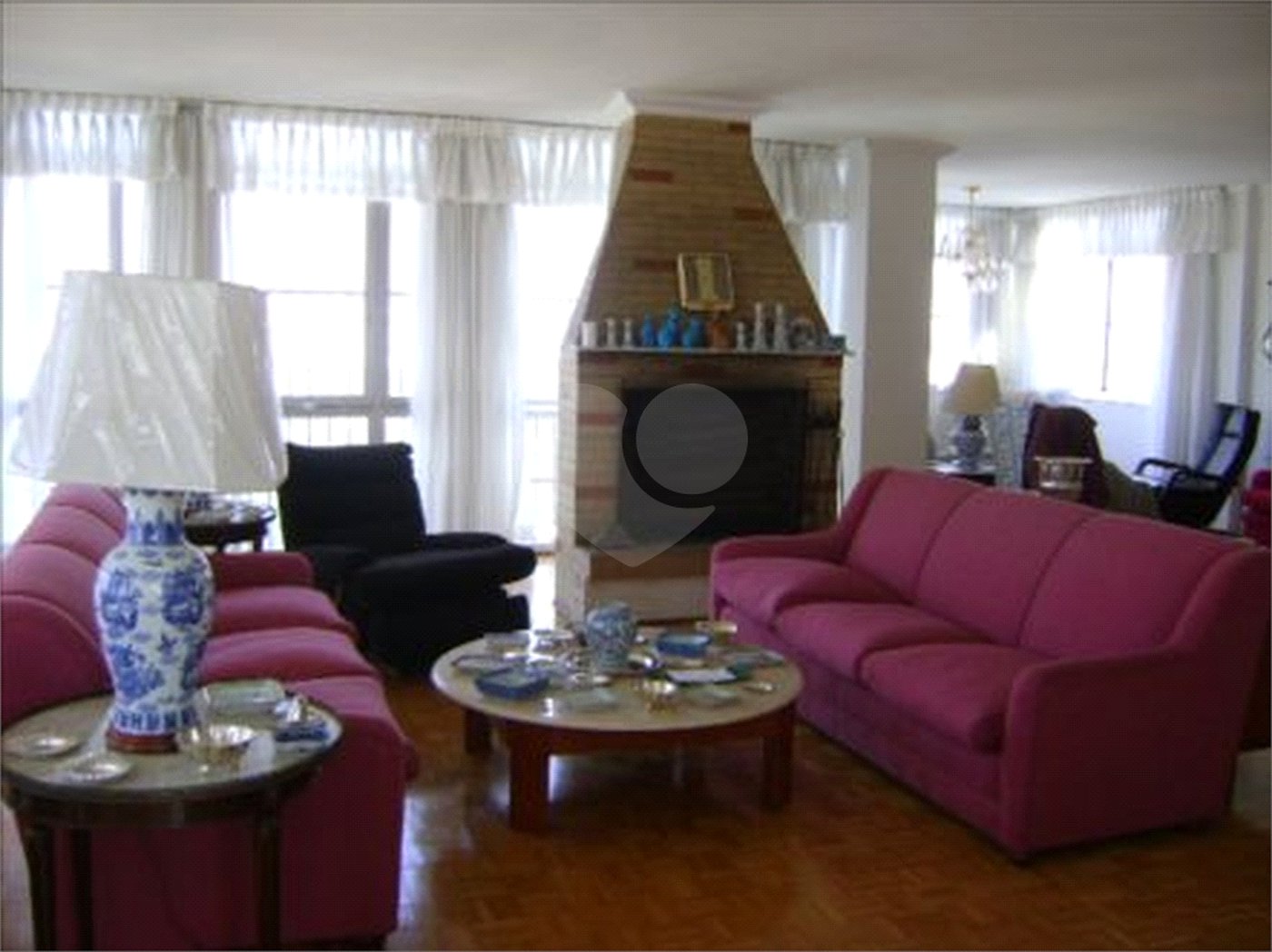 Apartamento para alugar com 3 suítes em Jardim América, São Paulo, SP