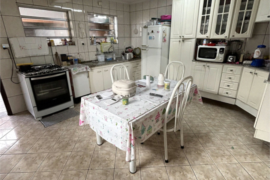 Sobrado à venda com 3 quartos em Tremembé, São Paulo, SP