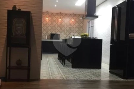 Casa à venda com 3 quartos em Jardim Maracá, São Paulo, SP