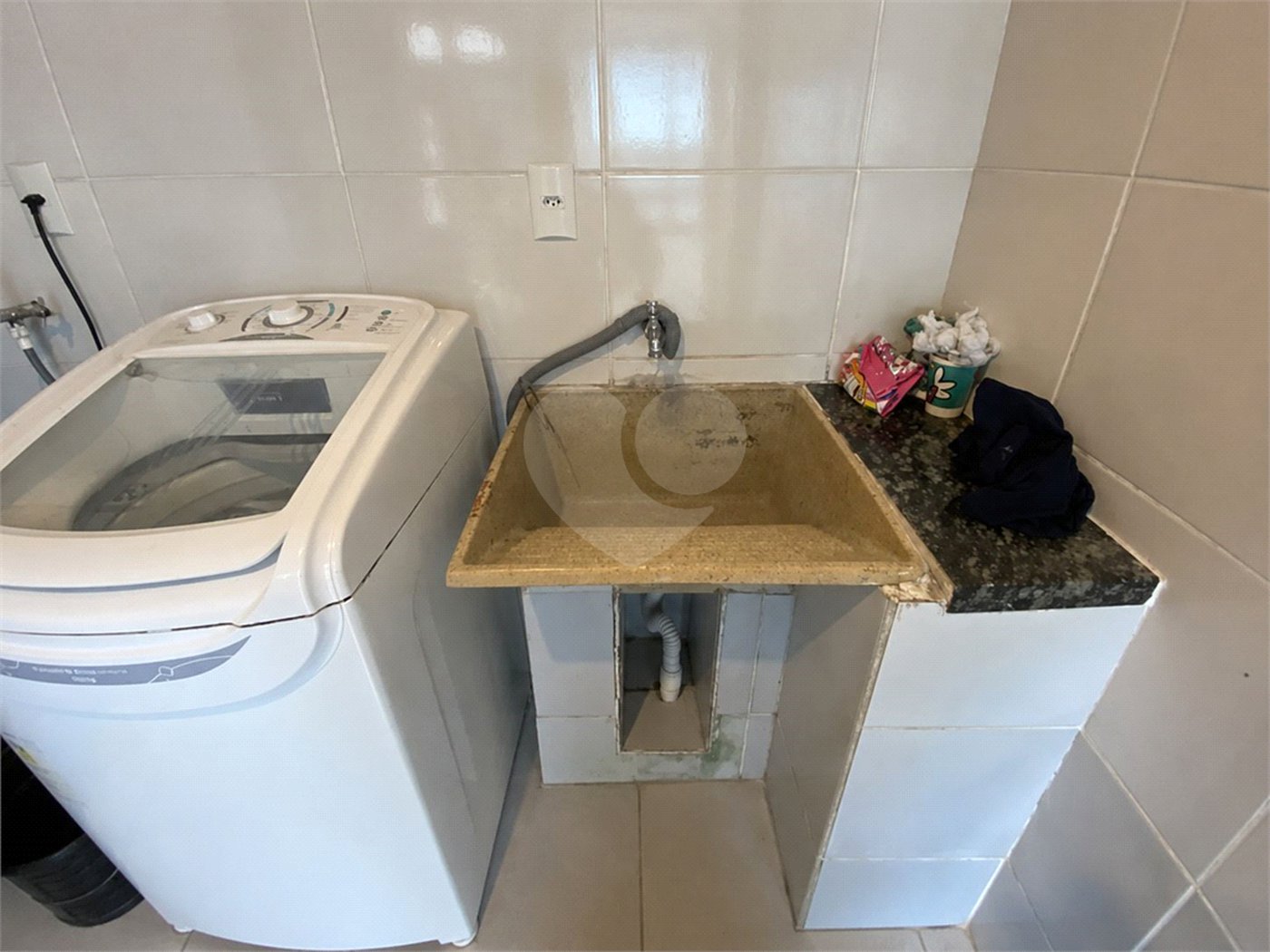 Casa à venda com 3 quartos, sendo 1 suíte, em Vila Barcelona, Sorocaba, SP
