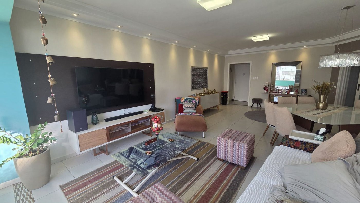 Apartamento com 3 dormitórios à venda, 187 m² por R$ 1.350.000,00 - Gonzaga - Santos/SP