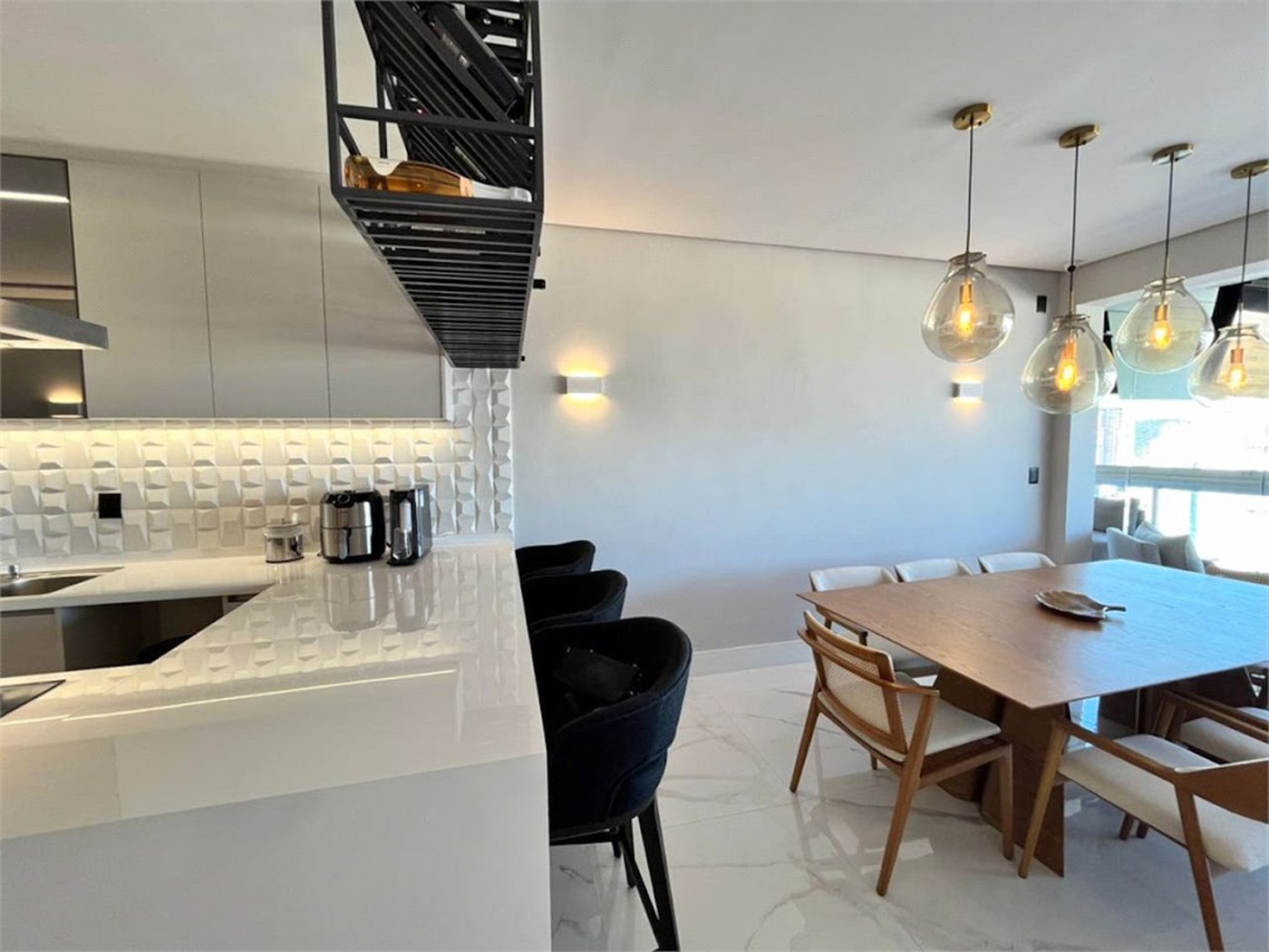Apartamento com 1 quarto com hidromassagem e vista para o mar à venda em Aparecida - SP