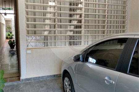 Sobrado à venda com 3 quartos em Vila Cordeiro, São Paulo, SP