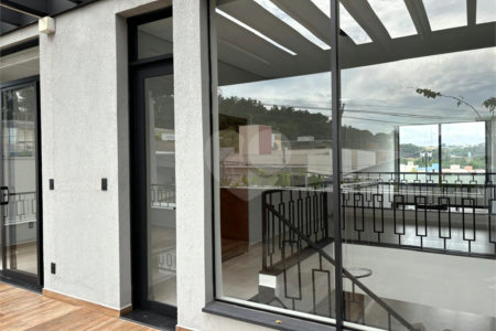 Casa à venda com 4 suítes no condomínio Residencial Costa das Areias, Salto - SP