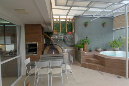 Apartamento à venda ou para alugar com 2 suítes em Itacorubi, Florianópolis, SC