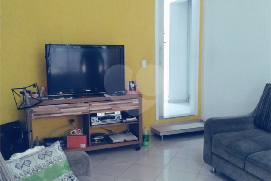 Casa à venda com 3 quartos, sendo 1 suíte, em Santana, São Paulo, SP