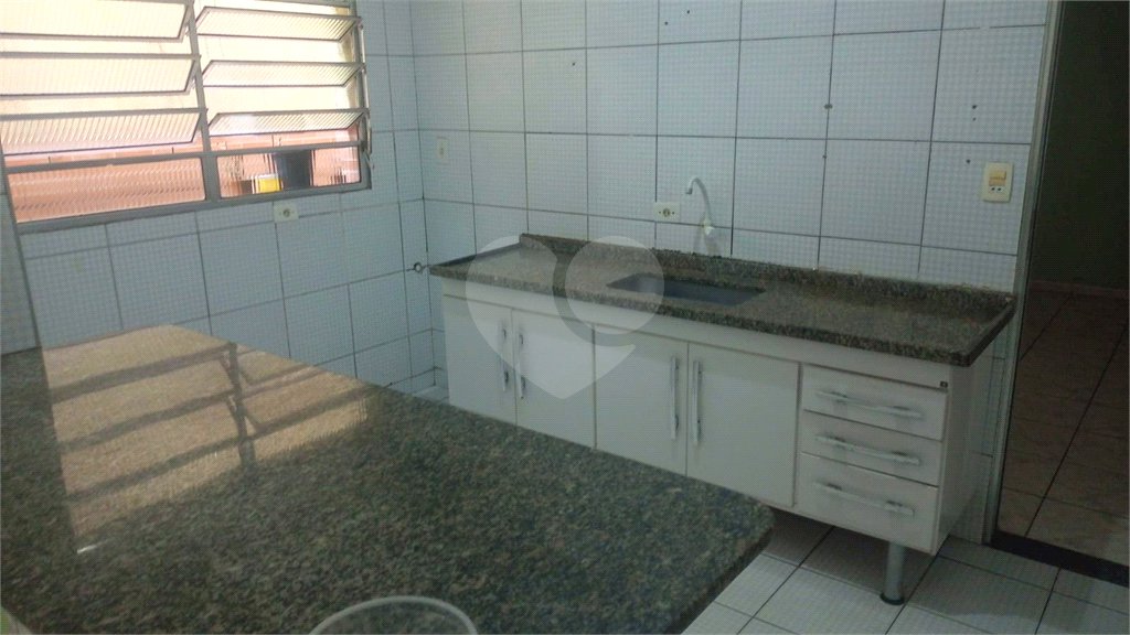 Sobrado à venda com 3 quartos, sendo 1 suíte, em Tremembé, São Paulo, SP