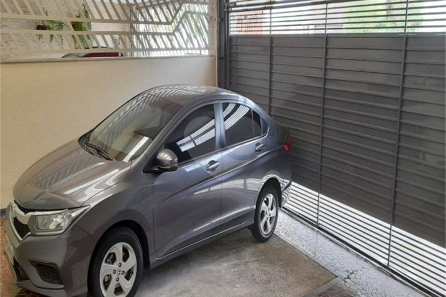 Sobrado à venda com 3 quartos, sendo 1 suíte, em Parque Peruche, São Paulo, SP