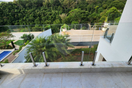 Casa à venda com 5 quartos, sendo 2 suítes, no condomínio Residencial Jardim Primavera, Louveira - SP