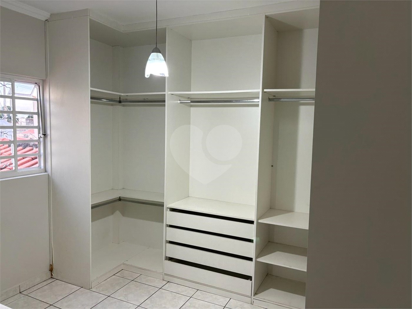 Casa à venda com 3 quartos, sendo 1 suíte, em Jardim São Judas Tadeu, Salto, SP