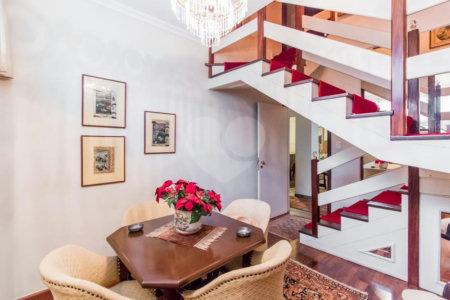 Casa à venda com 5 quartos, sendo 3 suítes, em Alto da Boa Vista, São Paulo, SP