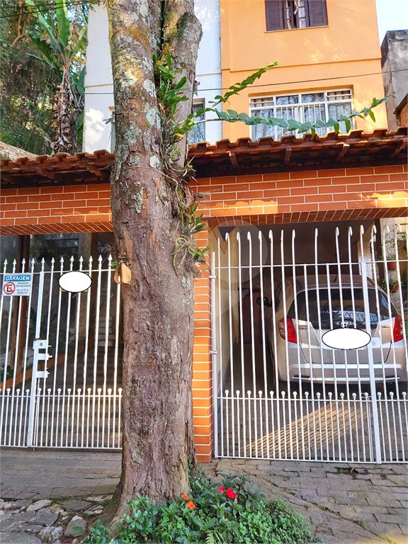 Sobrado à venda com 3 quartos, sendo 1 suíte, em Vila Irmãos Arnoni, São Paulo, SP