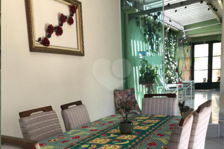 Casa à venda com 2 quartos, sendo 1 suíte, em Jardim Ester, São Paulo, SP