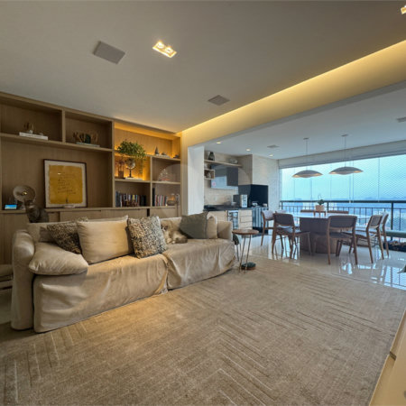 Apartamento à venda com 3 quartos, sendo 1 suíte,  em Jardim Leonor Mendes de Barros, São Paulo, SP