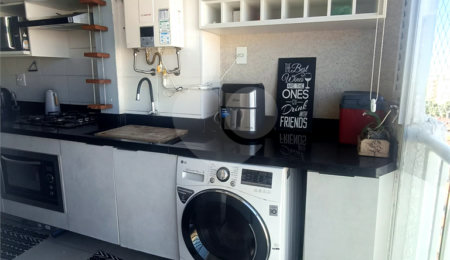 Apartamento à venda com 2 quartos, sendo 1 suíte,  em Parque Vitória, São Paulo, SP