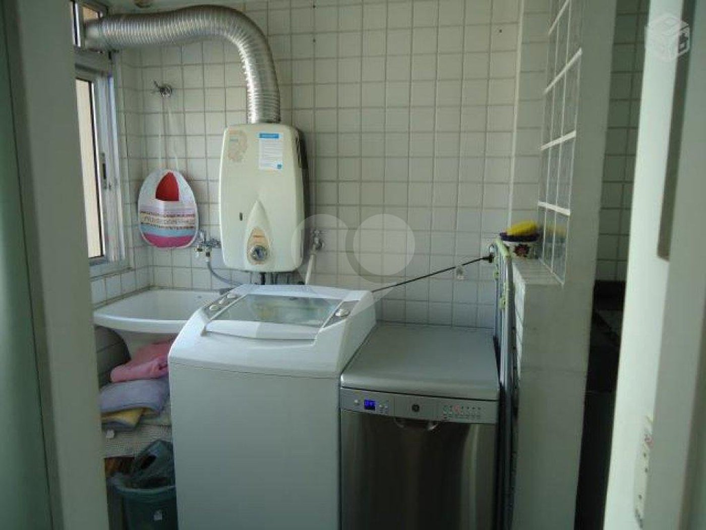 Apartamento à venda com 2 quartos, sendo 1 suíte,  em Jardim das Laranjeiras, São Paulo, SP
