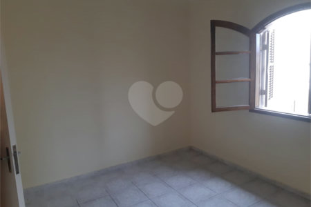 Casa à venda com 2 quartos em Vila Galvão, Guarulhos, SP
