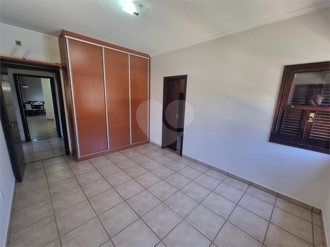 Casa à venda ou para alugar com 3 quartos, sendo 1 suíte, no condomínio Terras de Vinhedo, Vinhedo - SP