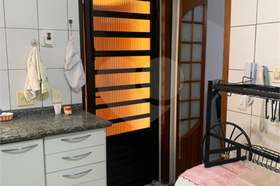 Sobrado à venda com 2 quartos em Santana, São Paulo, SP