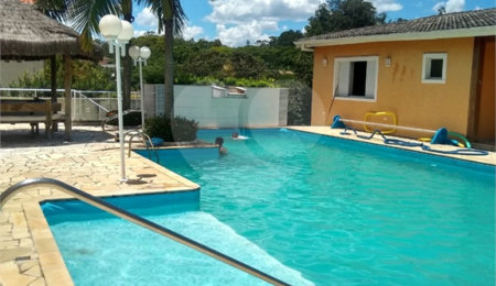 Casa à venda com 5 quartos, sendo 4 suítes,  no condomínio Parque Shambala, Atibaia - SP