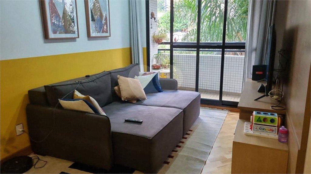 Apartamento à venda com 3 quartos em Vila Suzana, São Paulo, SP