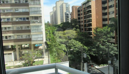 Apartamento à venda com 3 suítes em Real Parque, São Paulo, SP