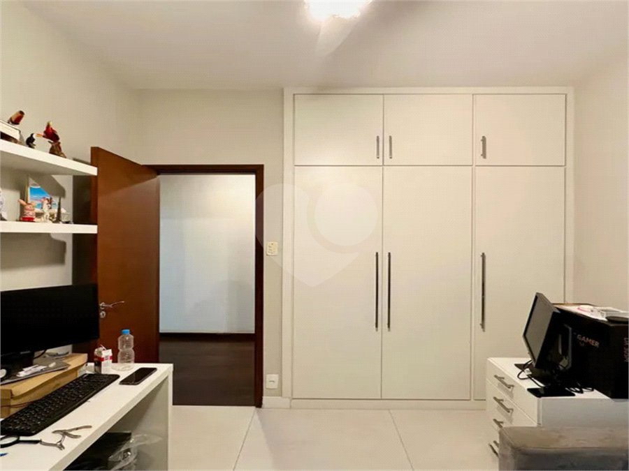 Casa de Vila à venda com 4 quartos, sendo 2 suítes,  em Botafogo, Rio de Janeiro, RJ