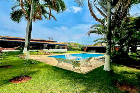 Casa à venda com 4 suítes no condomínio Vale do Lago, Sorocaba - SP