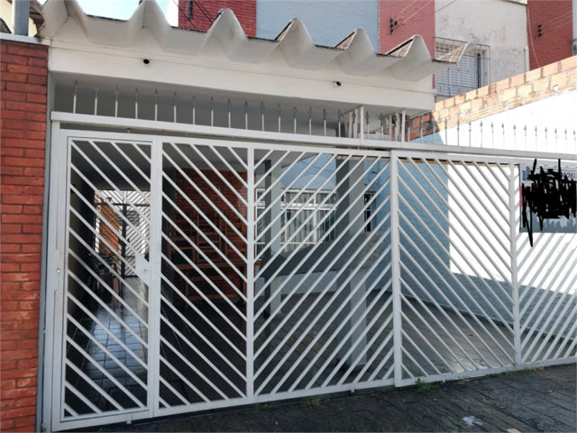 Sobrado à venda com 2 quartos em Tremembé, São Paulo, SP