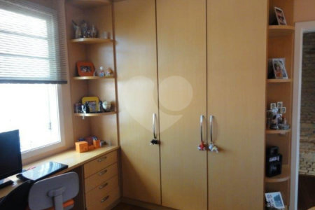 Sobrado à venda com 3 quartos, sendo 1 suíte, em Jardim São Paulo(zona Norte), São Paulo, SP