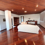 Casa à venda ou para alugar com 3 suítes no condomínio Estância Marambaia, Vinhedo - SP