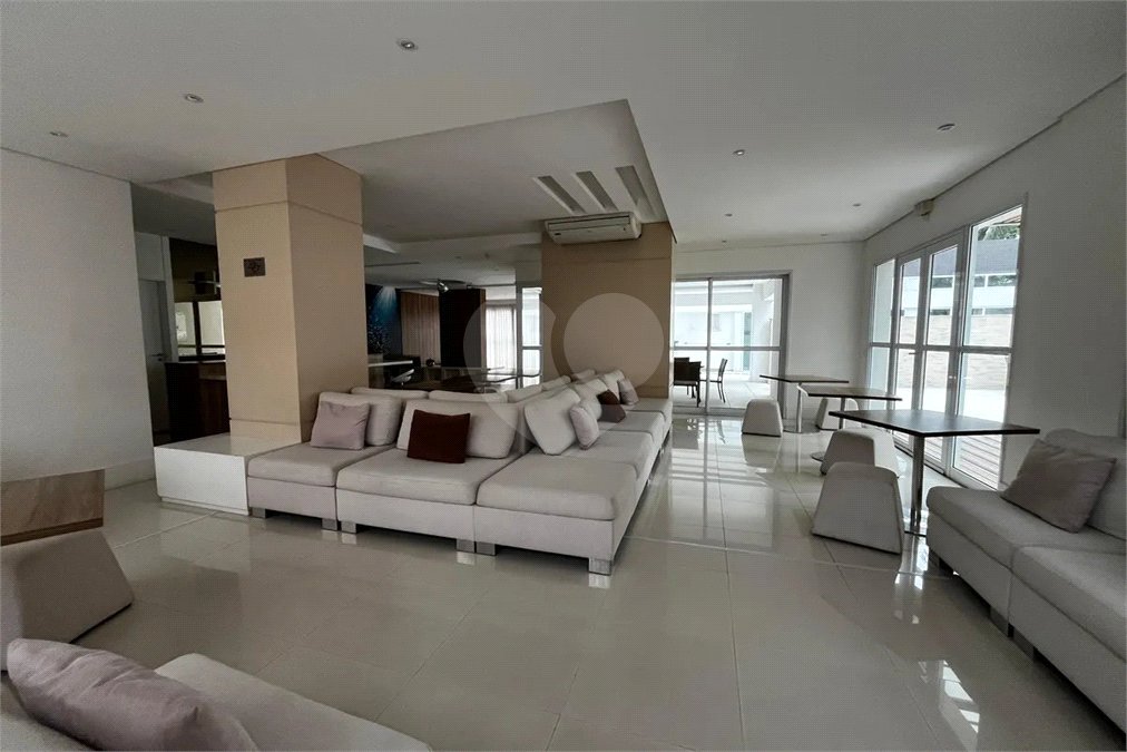 Apartamento à venda com 3 suítes em Santana, São Paulo, SP