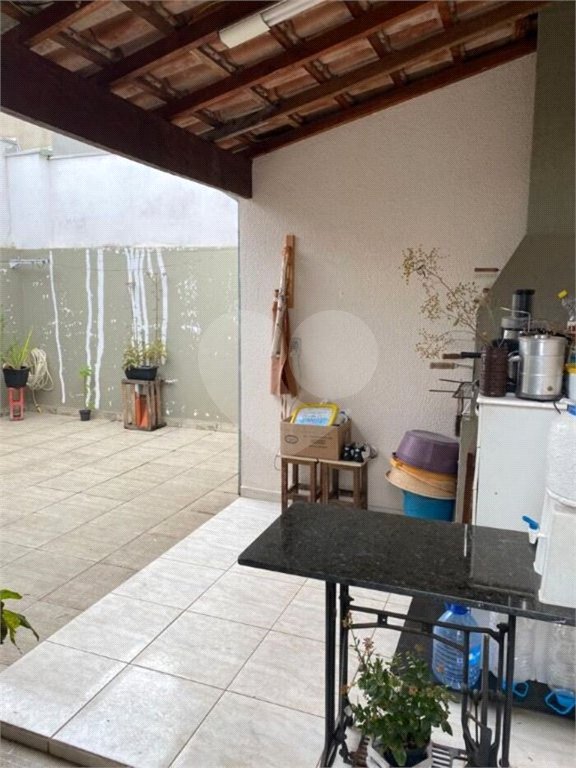 Casa de Vila à venda com 2 quartos, sendo 1 suíte, em Jardim Karolyne, Votorantim, SP