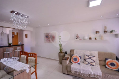 Oportunidade Apartamento mobiliado á venda na saude com 60m² com 2 dorm e 2 vaga. Aceita e estuda Permuta ( sujeito a avaliação).