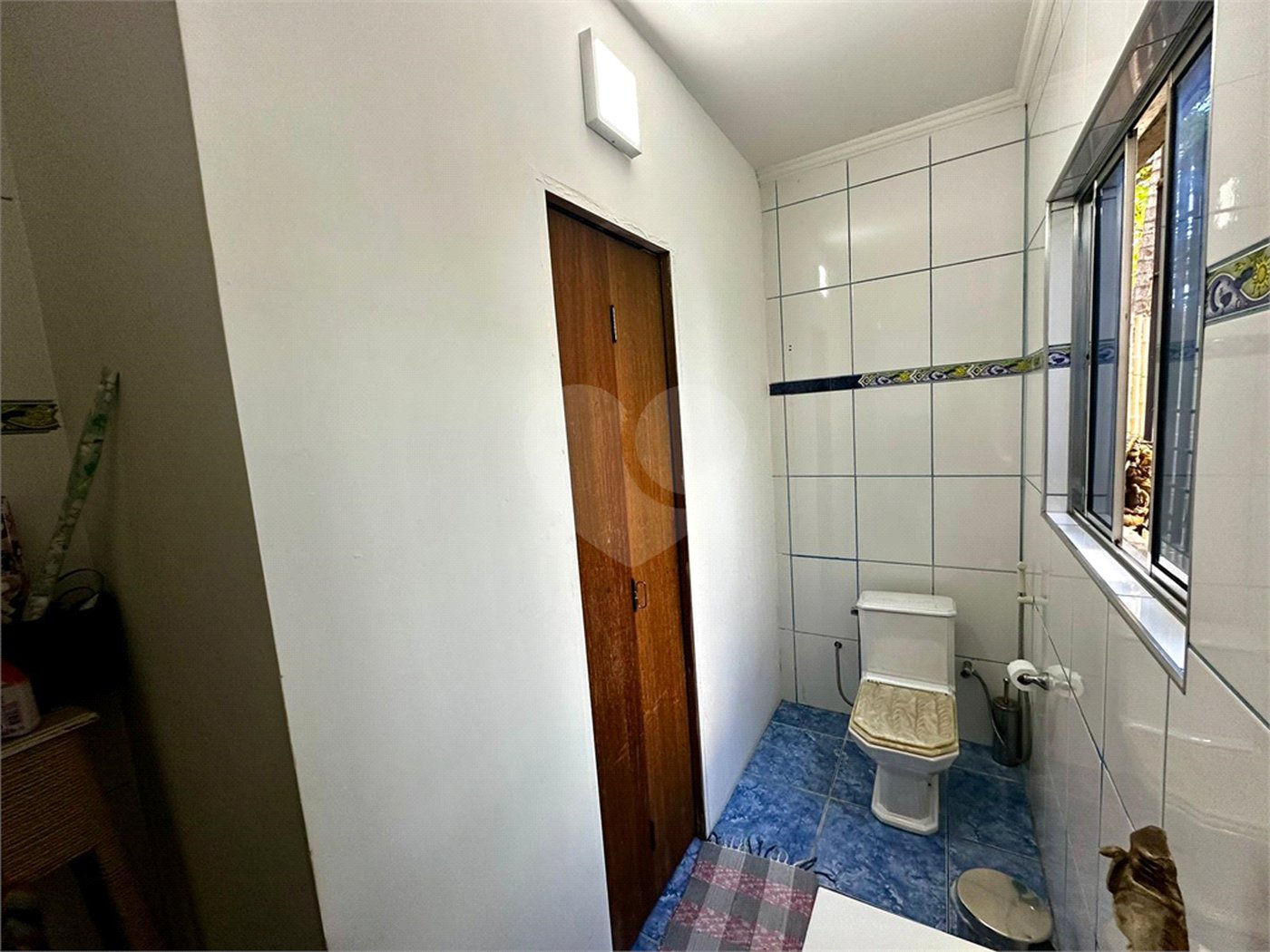 Casa com Piscina e Churrasqueira | 2 Suítes | Edícula | 3 Vagas | 275m²